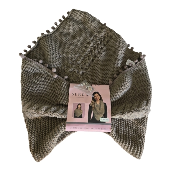 Sierra Scarf Chunky Knit Cowl Neck Gray Infinity Warmer Asymmetrical Cable knit - Picture 1 of 8